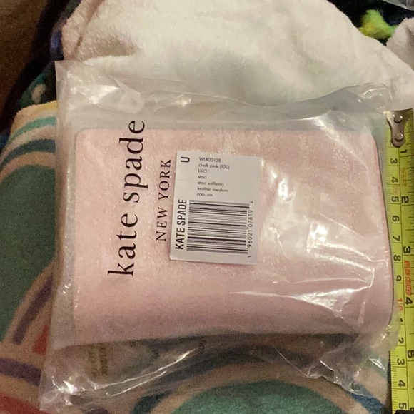 Kate Spade LKO Staci - Picture 9 of 10
